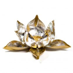 Świecznik złoty w kształcie lotosu